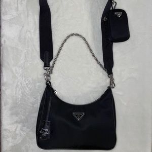 Prada Re-Edition 2005 Re-Nylon bag DUST BAG & AUTHENTICITY CARD INCLUDED